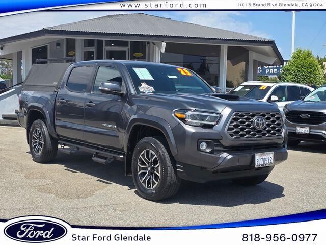 2023 Toyota Tacoma TRD Sport — photo 1 of 13