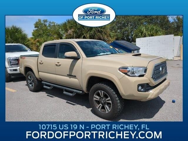 2019 Toyota Tacoma TRD Sport — photo 1 of 3