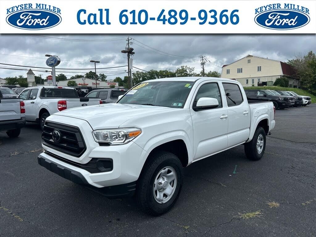 2023 Toyota Tacoma SR V6 — photo 1 of 1