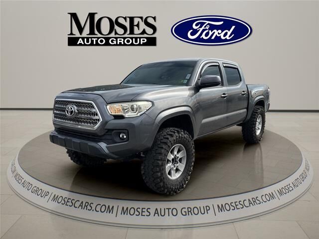 2017 Toyota Tacoma SR V6