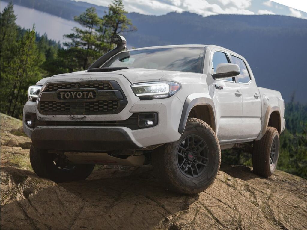 2020 Toyota Tacoma TRD Sport — photo 1 of 13
