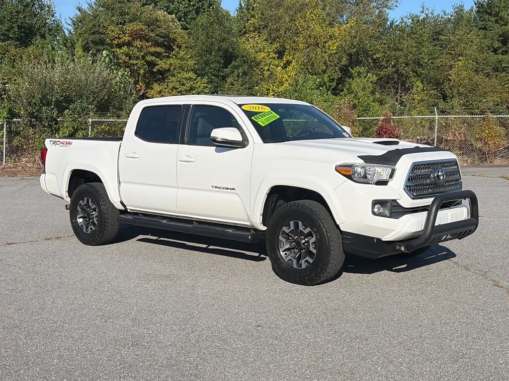 2016 Toyota Tacoma TRD Sport — photo 1 of 13