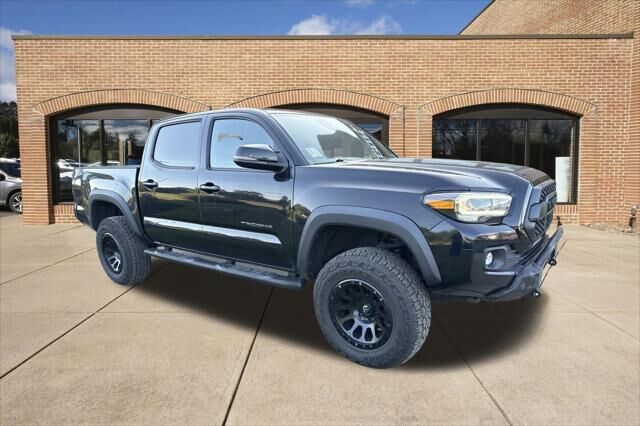 2020 Toyota Tacoma TRD Off-Road
