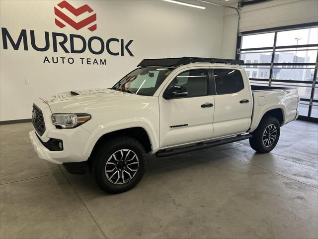 2020 Toyota Tacoma TRD Sport — photo 1 of 13