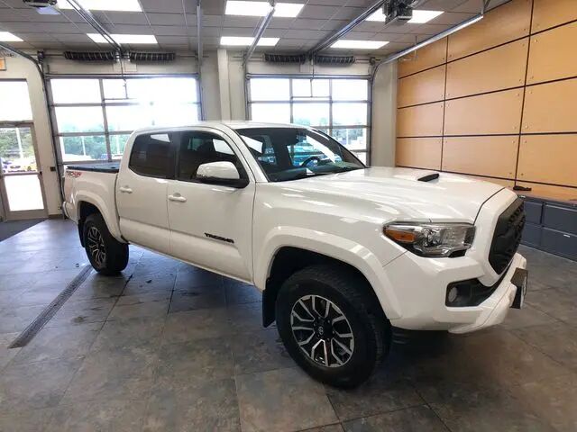 2020 Toyota Tacoma TRD Sport