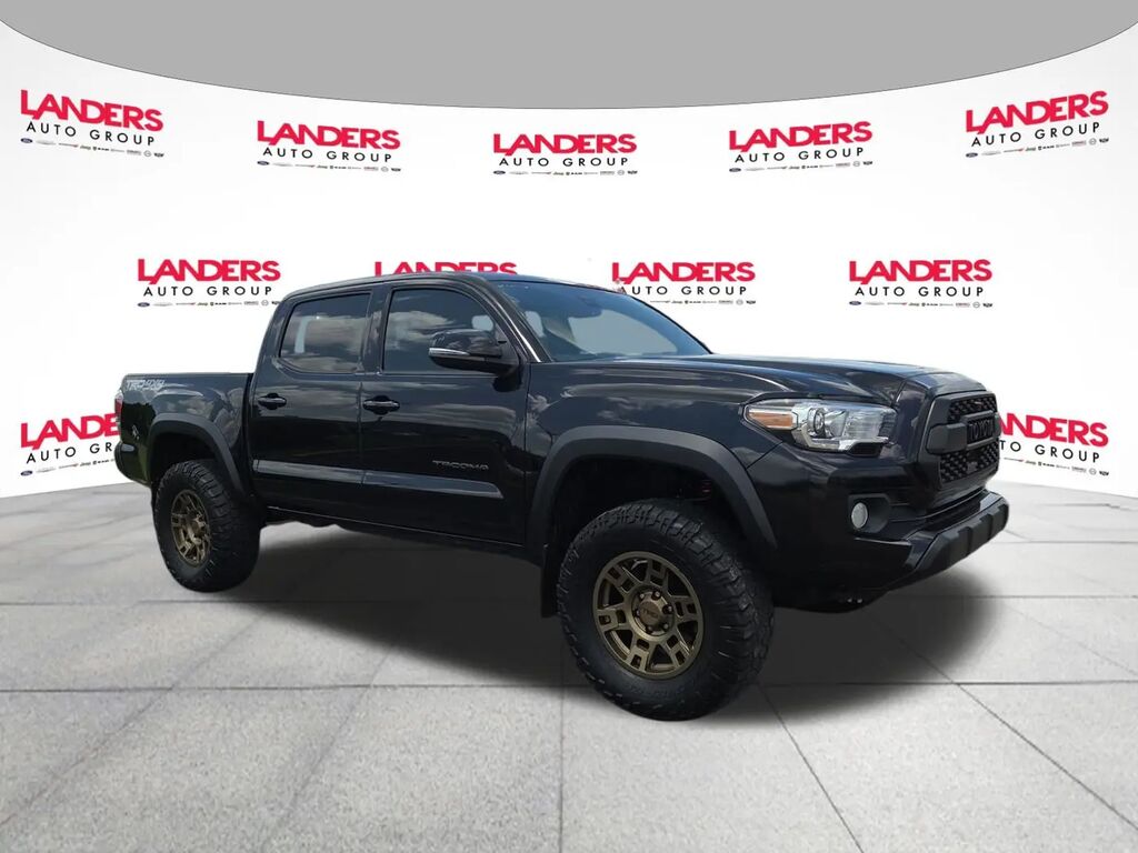 2022 Toyota Tacoma TRD Pro — photo 1 of 13