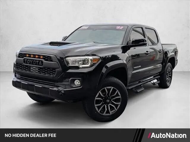 2022 Toyota Tacoma TRD Sport — photo 1 of 13