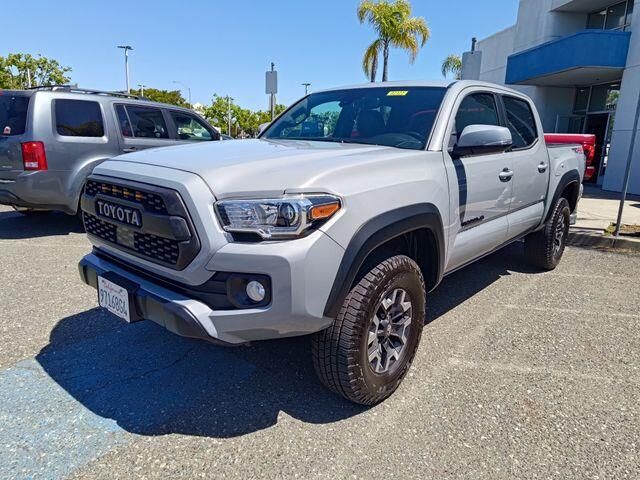 2018 Toyota Tacoma TRD Sport