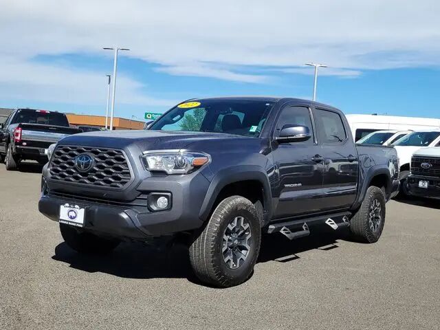 2022 Toyota Tacoma SR V6