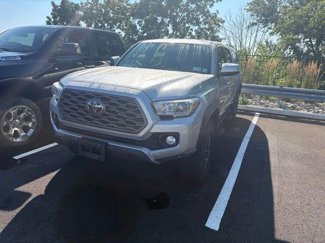 2022 Toyota Tacoma SR V6