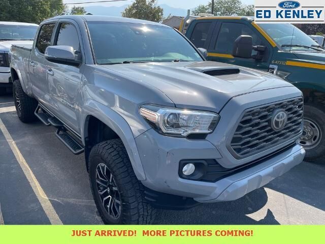 2020 Toyota Tacoma TRD Sport