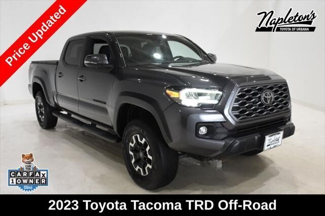 2023 Toyota Tacoma TRD Sport — photo 1 of 5