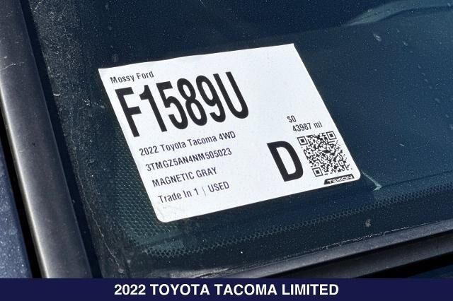 2022 Toyota Tacoma Limited — photo 1 of 4