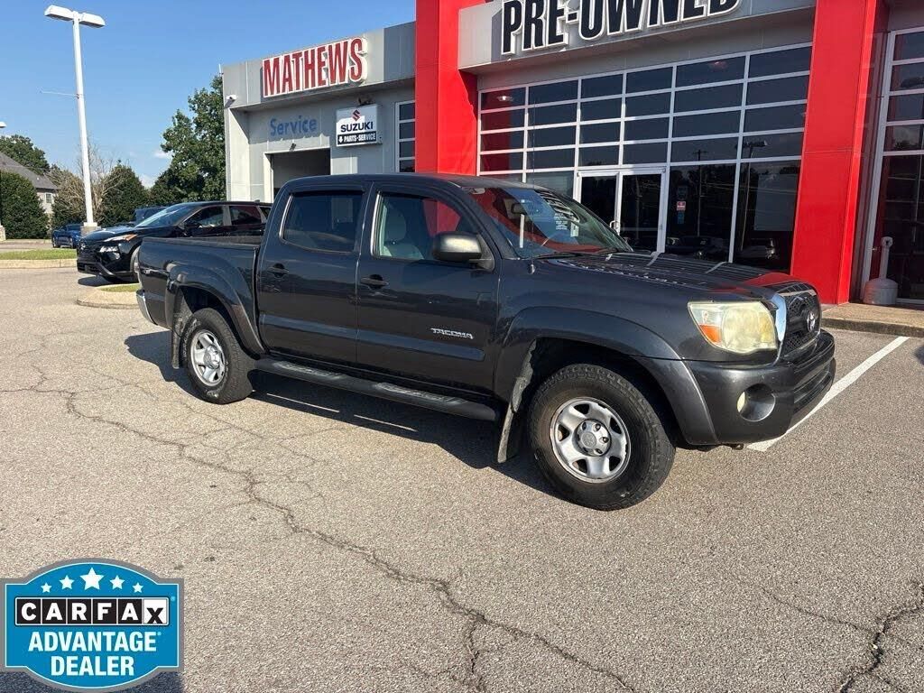 2011 Toyota Tacoma PreRunner V6 — photo 1 of 1