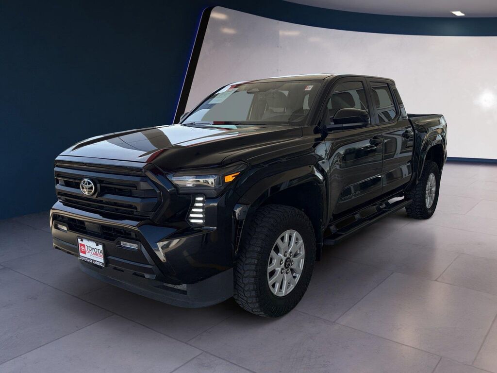 2024 Toyota Tacoma SR5 — photo 1 of 13