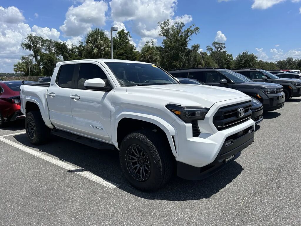 2024 Toyota Tacoma SR5 — photo 1 of 11