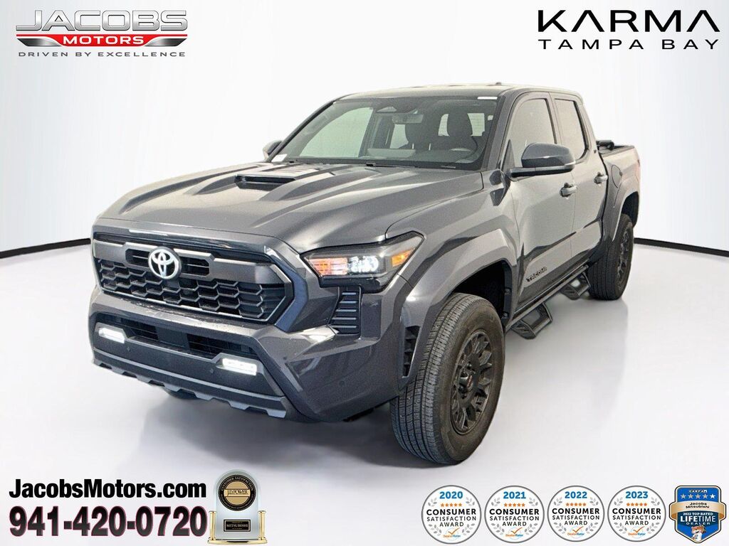 2024 Toyota Tacoma TRD Sport — photo 1 of 13