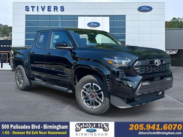 2024 Toyota Tacoma TRD Sport — photo 1 of 13