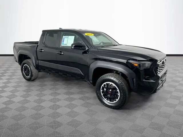 2024 Toyota Tacoma TRD Off-Road — photo 1 of 13