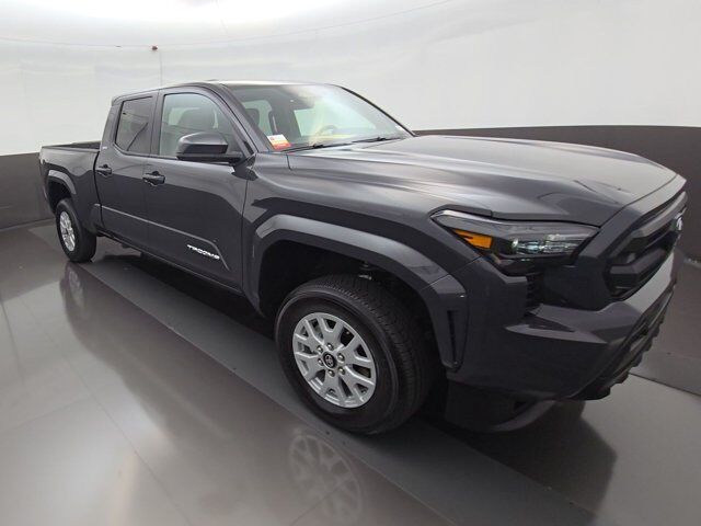 2025 Toyota Tacoma 4WD SR5 — photo 1 of 1