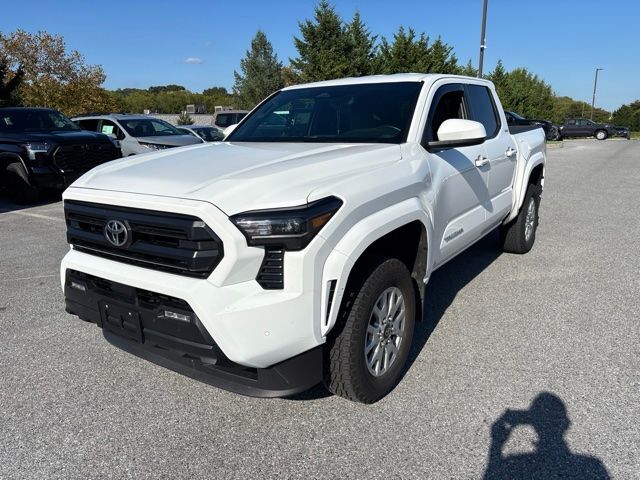2024 Toyota Tacoma 4WD SR5