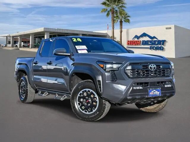 2024 Toyota Tacoma SR5 — photo 1 of 13