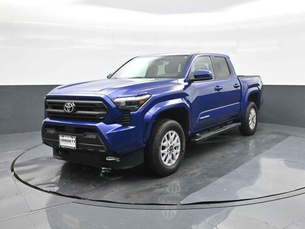 2025 Toyota Tacoma SR5 — photo 1 of 1