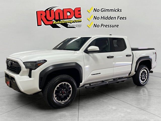 2024 Toyota Tacoma 4WD TRD Off Road — photo 1 of 12