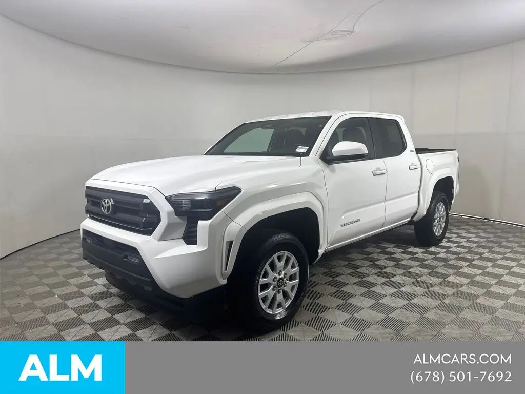 2024 Toyota Tacoma SR5 — photo 1 of 10