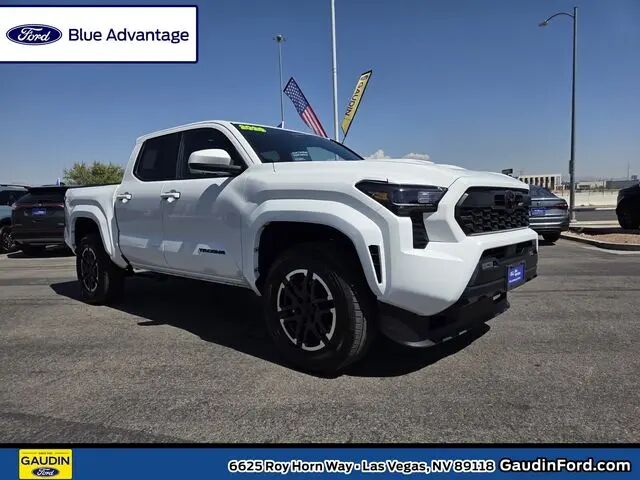 2026 Toyota Tacoma TRD Sport — photo 1 of 12