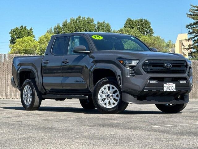2025 Toyota Tacoma SR5