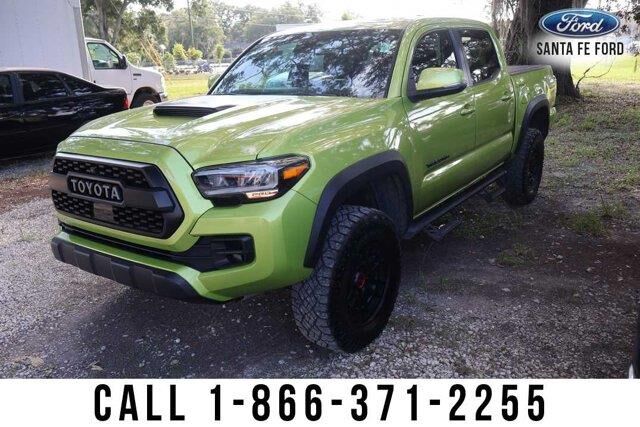 2022 Toyota Tacoma TRD Pro — photo 1 of 13