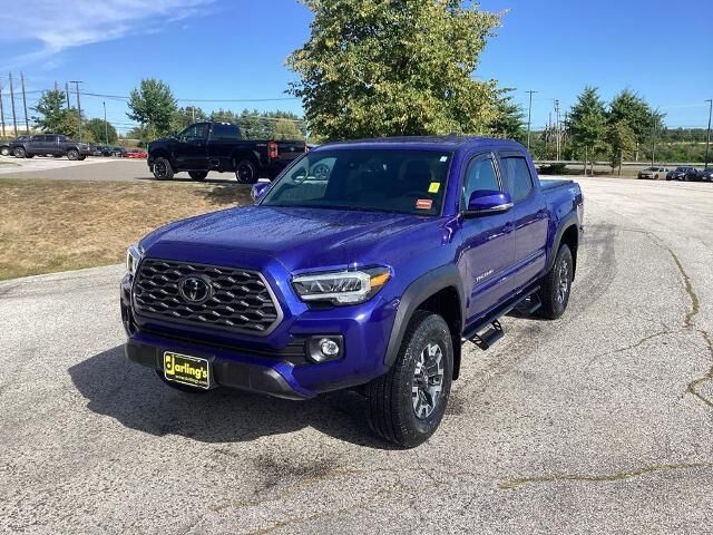 2023 Toyota Tacoma SR V6