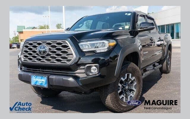 2023 Toyota Tacoma TRD Sport — photo 1 of 1