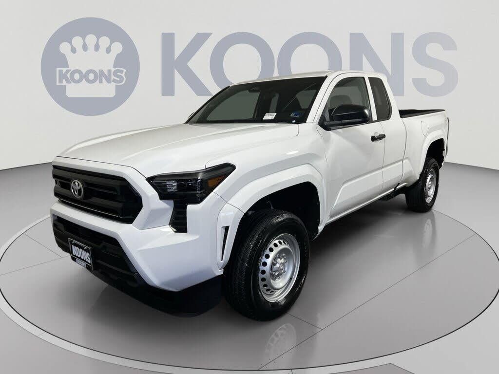 2024 Toyota Tacoma SR — photo 1 of 1