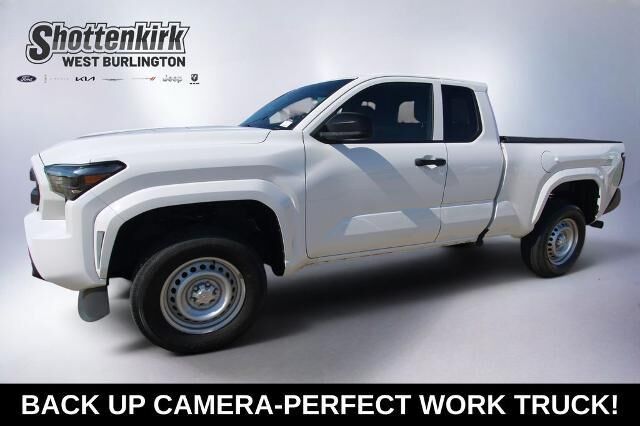 2025 Toyota Tacoma SR