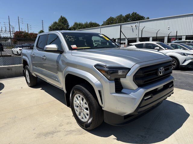 2025 Toyota Tacoma 2WD SR5