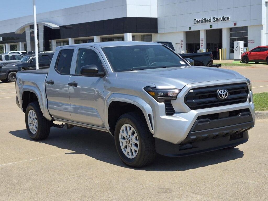 2025 Toyota Tacoma SR — photo 1 of 13