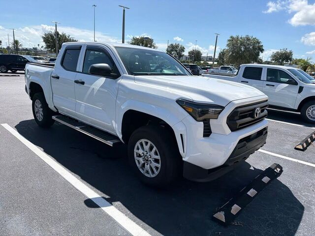 2025 Toyota Tacoma SR