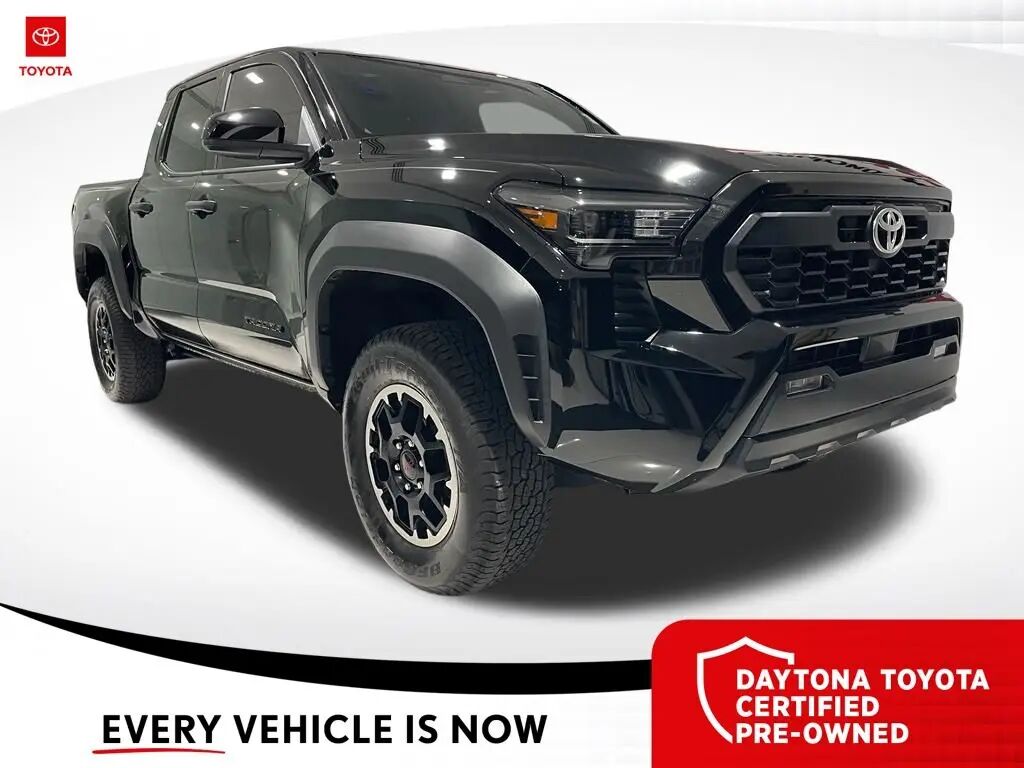 2025 Toyota Tacoma TRD Off-Road — photo 1 of 13