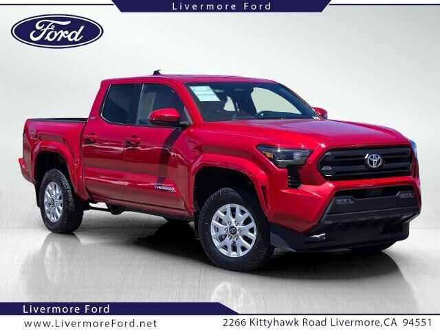 2024 Toyota Tacoma SR5 — photo 1 of 13