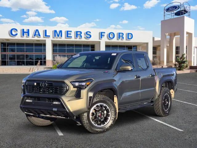 2025 Toyota Tacoma TRD Sport HV