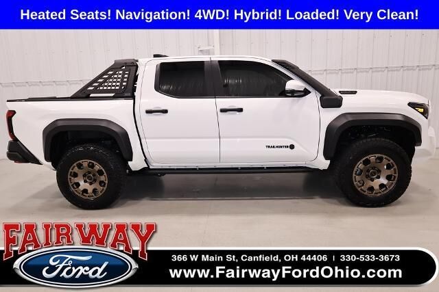 2025 Toyota Tacoma TRD Sport HV