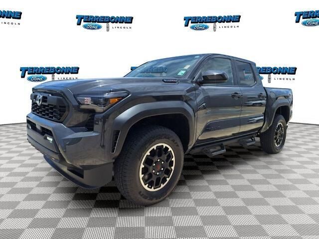 2025 Toyota Tacoma TRD Sport HV