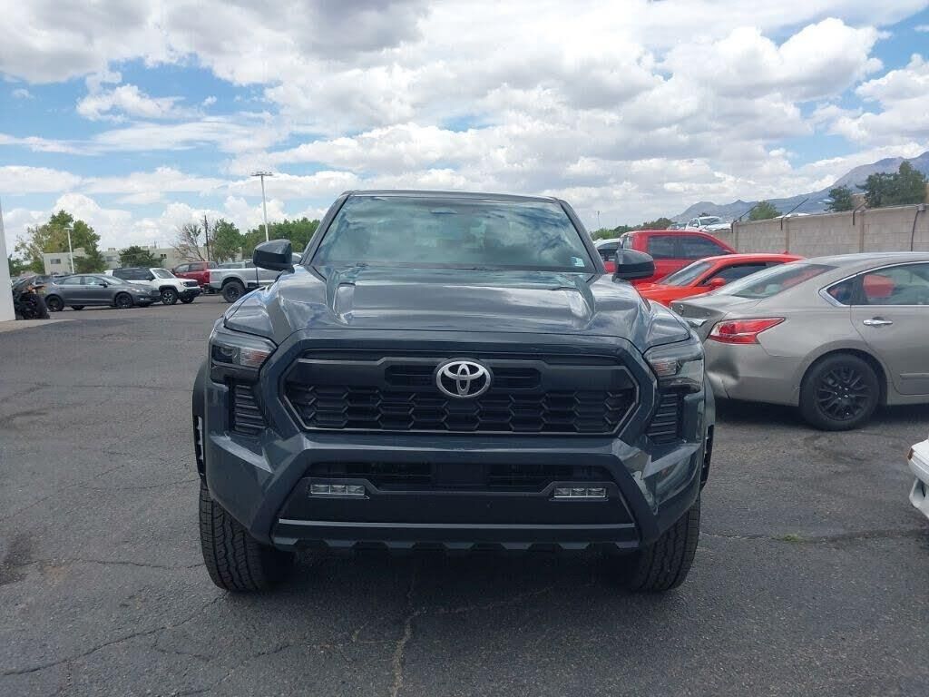 2025 Toyota Tacoma TRD Sport HV
