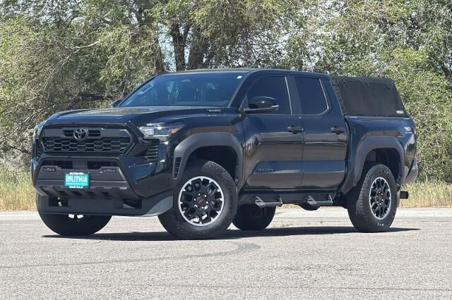 2024 Toyota Tacoma TRD Off-Road HV