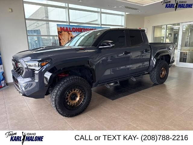2024 Toyota Tacoma Limited HV
