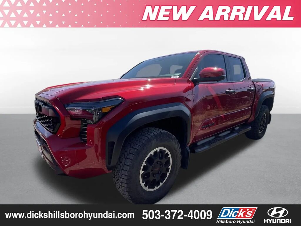 2025 Toyota Tacoma TRD Sport — photo 1 of 2