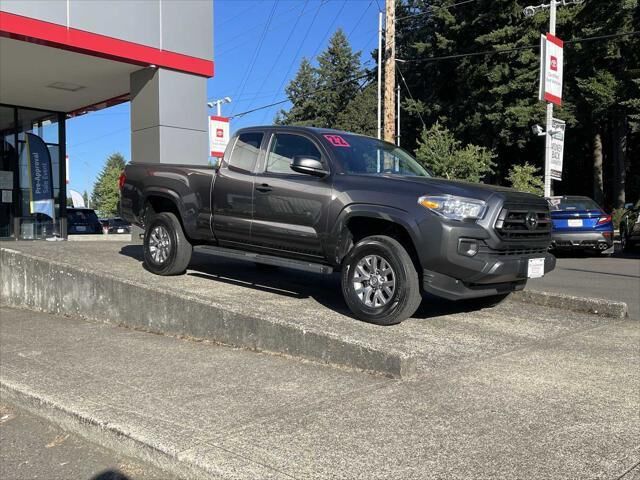 2022 Toyota Tacoma SR
