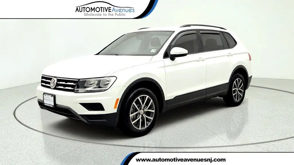 2021 Volkswagen Tiguan S — photo 1 of 13